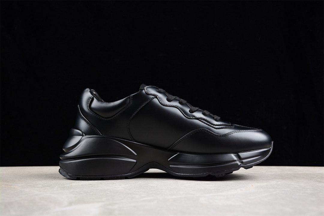 On Running [GUCCI RHYTON 2023 BLACK/WHITE]-[WOMAN:35-39]-[MAN:40-45] - Image 12