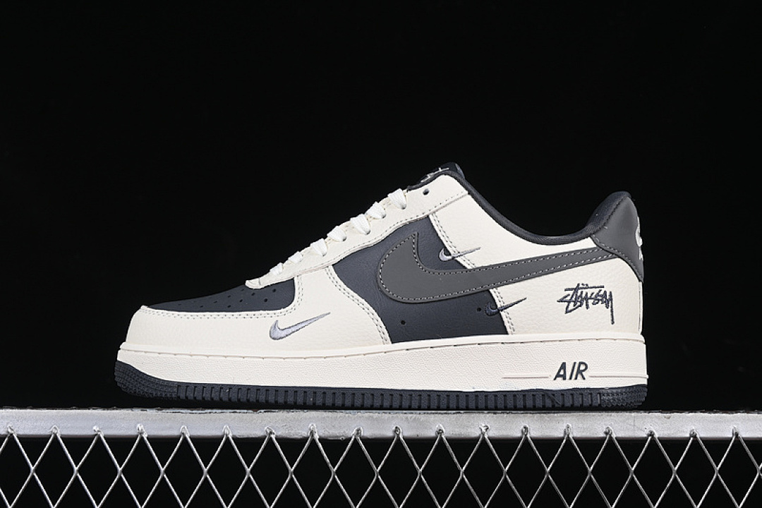 Nike [KK1988-037]-[AIR FORCE 1 07 LOW WHITE/GREY]-[WOMAN:36-39]-[MAN:40-45], photo 1
