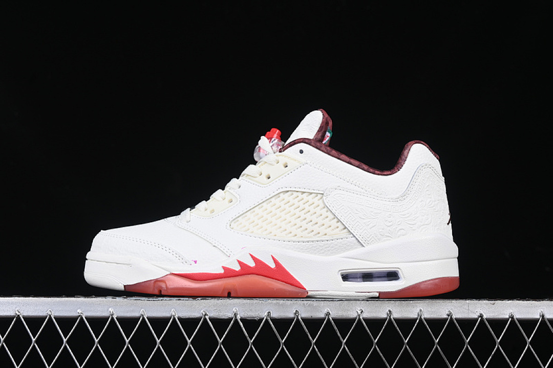 Jordan [HF8833-100]-[AIR JORDAN 5 RETRO SAIL/COCONUT MILK/PINE GREEN/DARK PONY]-[UNISEX:36-47.5], photo 1