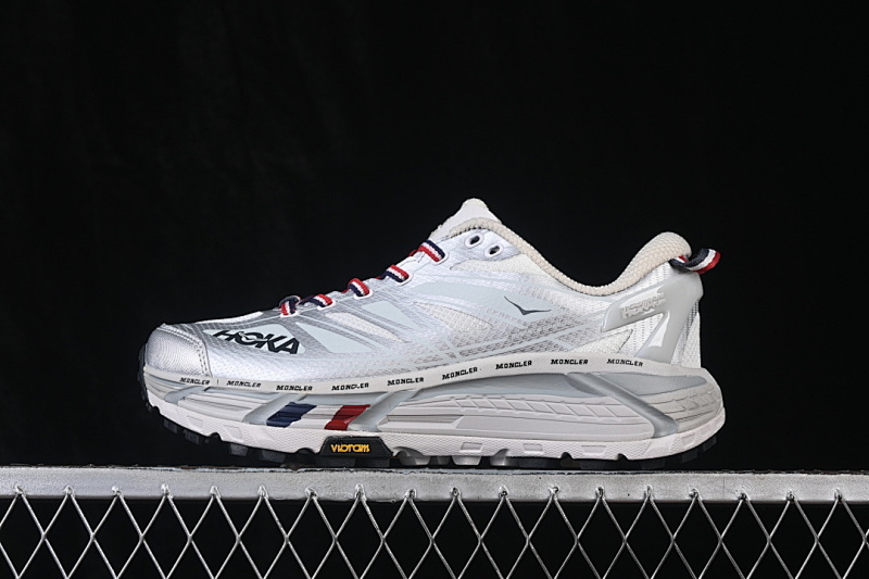 Hoka Hoka ONE RUNNING SHOES WHITE/SILVER · 1129992-NCHMS, photo 1