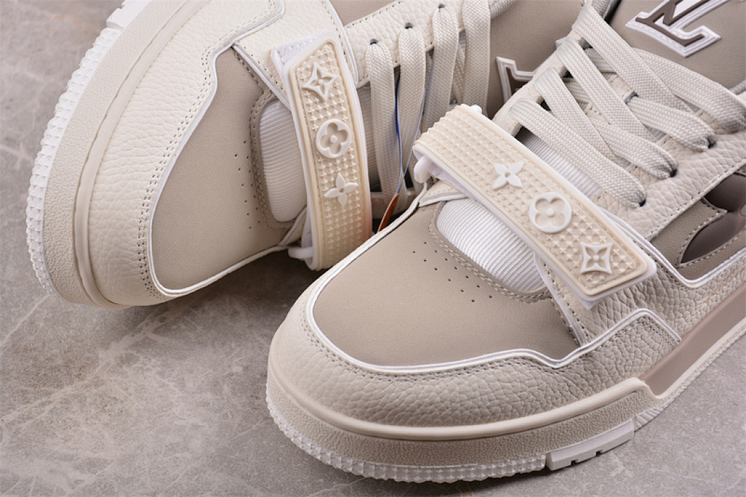 Louis Vuitton [2024TRAINER L*V LOUIS VUITTON TRAINER WHITE/GREY/KHAKI]-[WOMAN:35-39]-[MAN:40-45] - Image 5