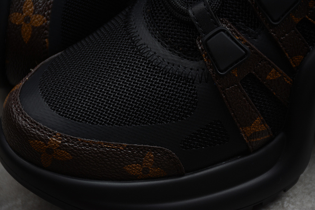 Arc'teryx [L*V ARCHLIGHT SNEAKER BLACK/BLACK/BLACK]-[WOMAN:35-40] - Image 10