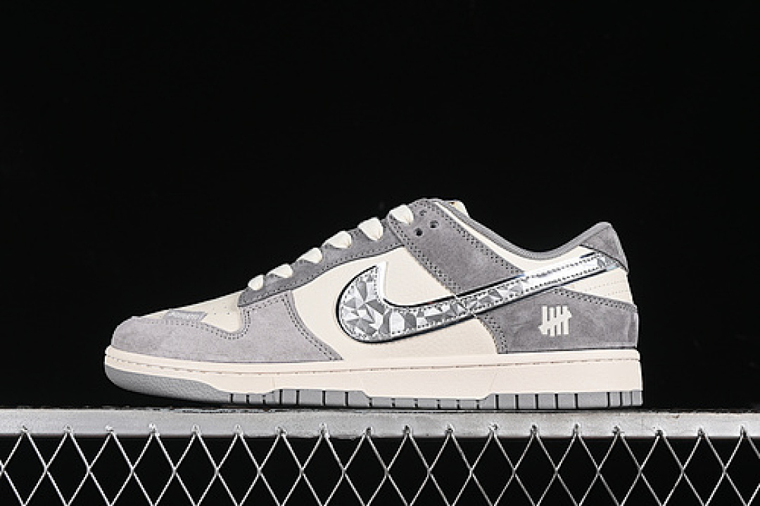 Unbranded [DQ1098-518]-[SB DUNK LOW UN BEIGE/GREY/SILVER]-[WOMAN:36-39]-[MAN:40-45], photo 1