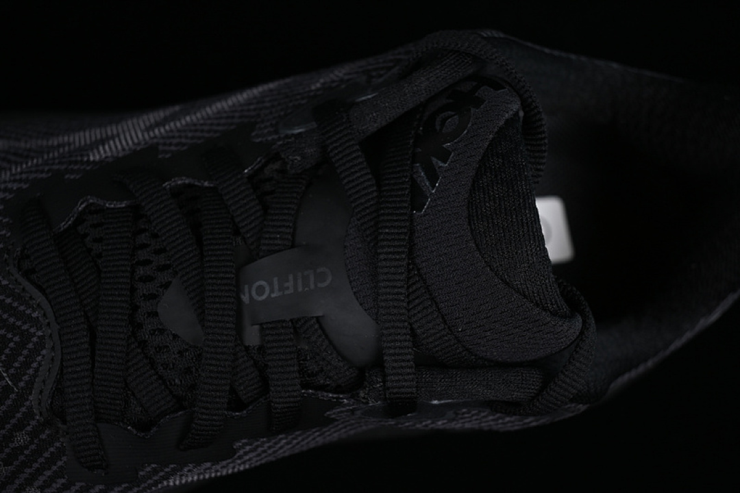 On Running [1132210 BBLC]-[HOKA CLIFTON 9 WIDE BLACK/GREY]-[MAN:39-45] - Image 9