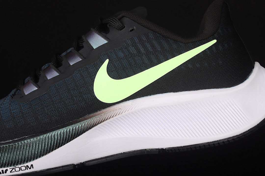 Nike [BQ9646-001]-[AIR ZOOM PEGASUS 37 BLACK/VALERIAN BLUE/SPRUCE AURA/GHOST GREEN]-[UNISEX:36-45] - Image 8