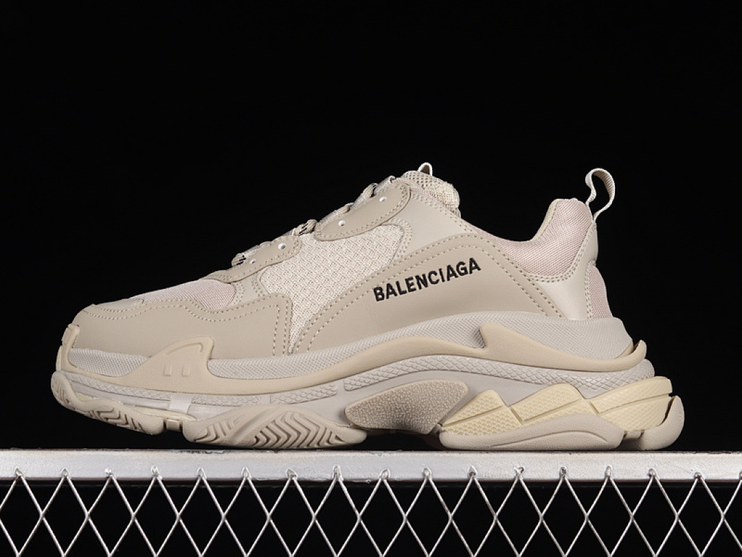 Unbranded [W2FW19700]-[BA*LEN*CIAGA TRIPLE S SNEAKERS BEIGE/BEIGE/BLACK]-[WOMAN:35-39]-[MAN:40-46], photo 1