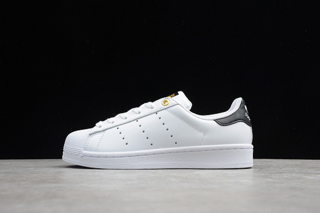 Adidas SUPERSTAR STAN SMITH SHOES CLOUD WHITE/CORE BLACK/GOLD METALLIC · FX7577, photo 1