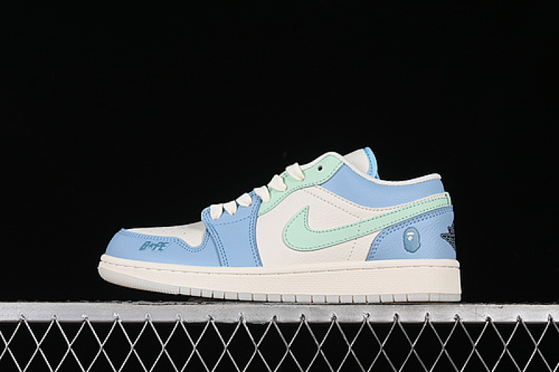 Jordan AIR Jordan 1 LOW BAPE WHITE/BLUE · JJ8688-006, photo 1