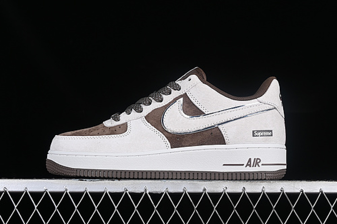 Nike Nike SUPREME AIR FORCE 1 07 LOW WHITE/BROWN · ME2392-102, photo 1