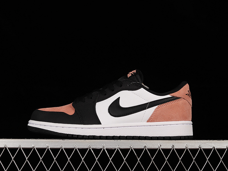 Jordan AIR Jordan 1 RETRO LOW OG BLEACHED CORAL BLACK/BLEACHED CORAL/WHITE/GREY FOG · CZ0790-061, photo 1