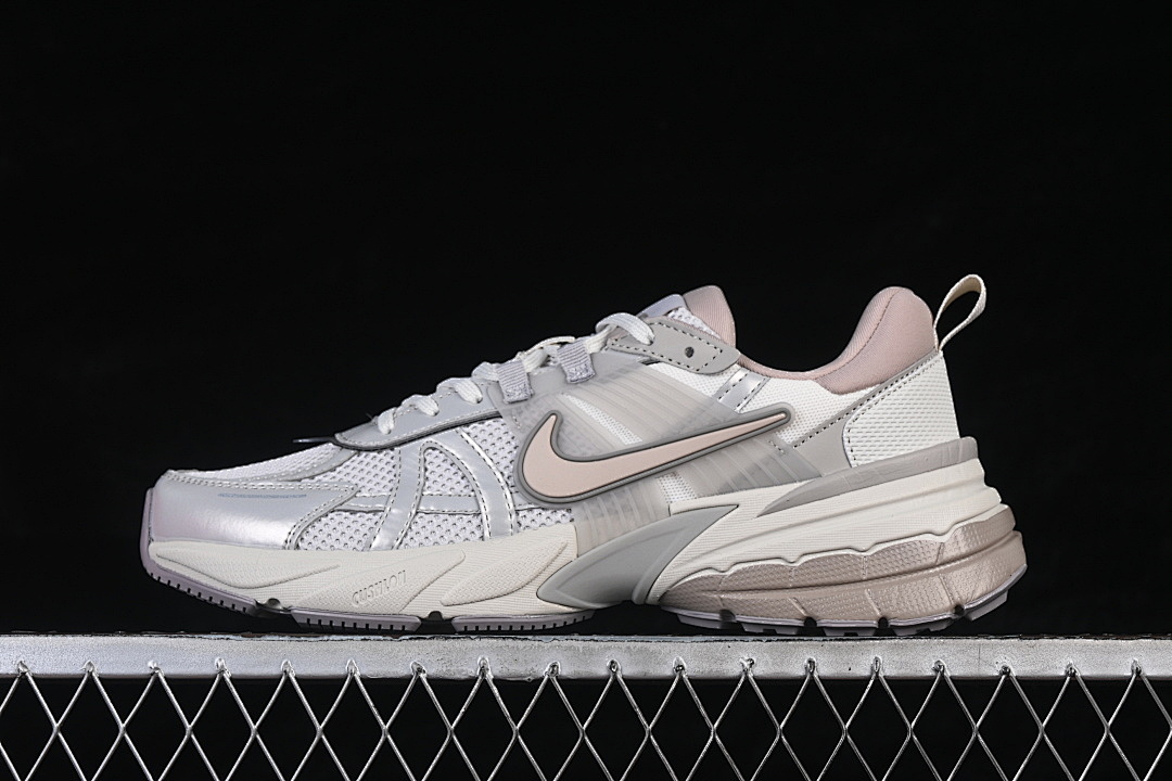 Purple ANTI SLIP RETRO RUNNING SHOES PURPLE/WHITE/GREY · FD0736-011, photo 1