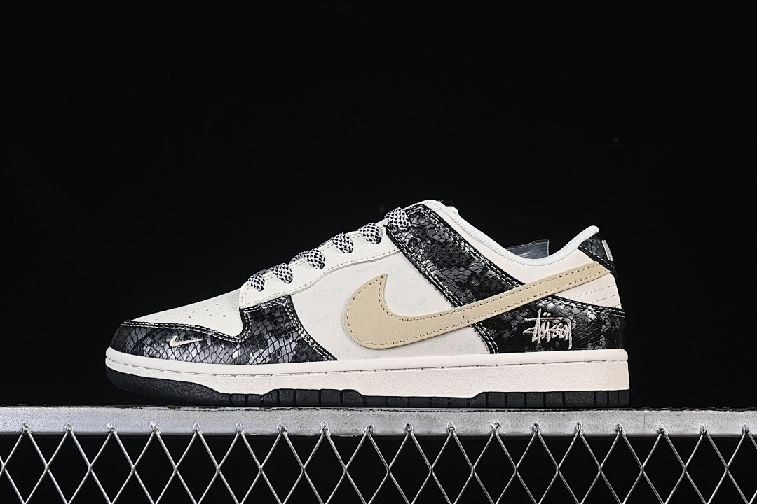 Unbranded [XS6089-636]-[SB DUNK LOW LOW-TOP CASUAL SNEAKERS WHITE/BLACK]-[WOMAN:36-39]-[MAN:40-45], photo 1