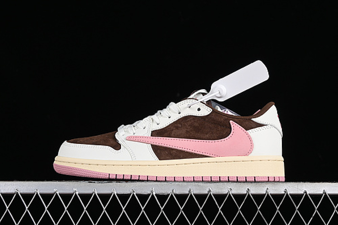 Jordan TRAVIS SCOTT X AIR Jordan 1 LOW OG DARK PONY/PINK OXFORD · DZ4137-206, photo 1