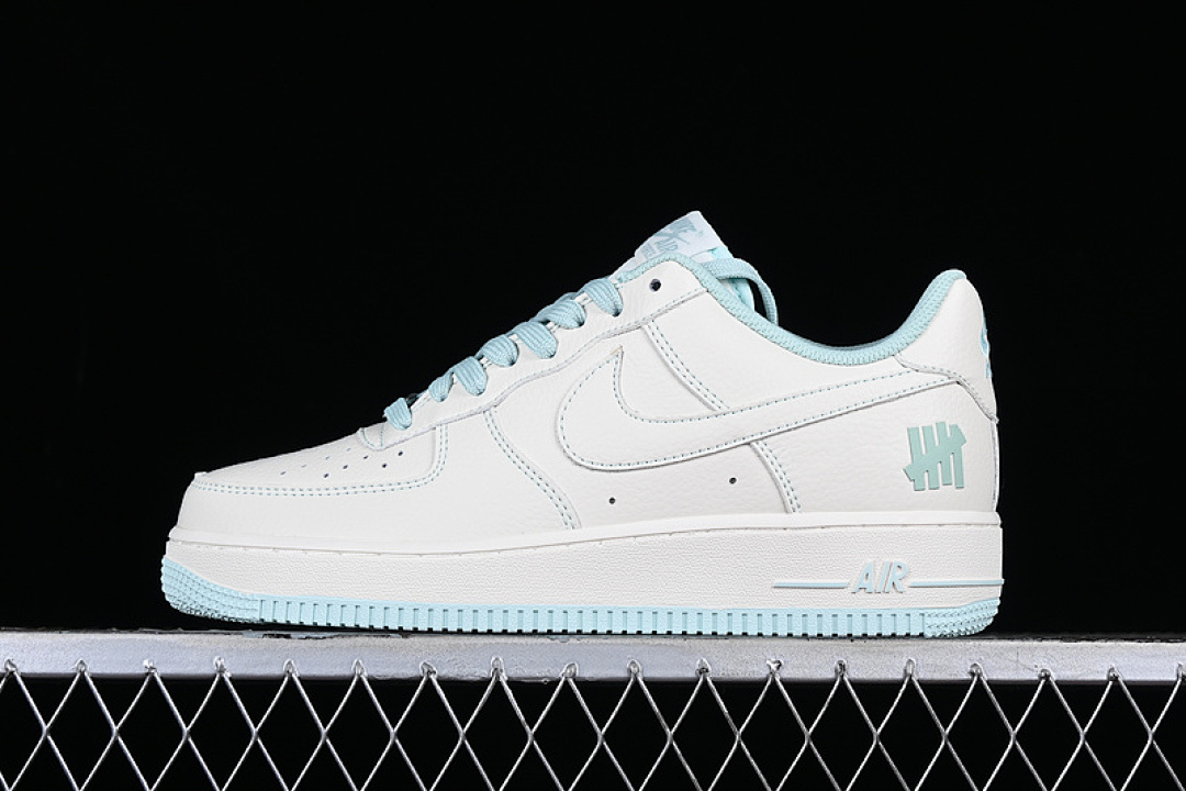 Nike [UN1988-333]-[UNDEFEATED AIR FORCE 1 07 LOW WHITE/BEIGE]-[WOMAN:36-39]-[MAN:40-45], photo 1