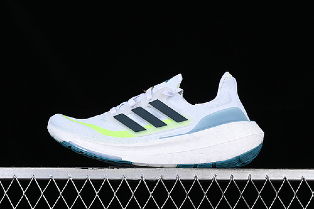 Adidas [IE1768]-[ADIDAS ULTRA BOOST LIGHT 23 WHITE/BLACK/GREEN]-[MAN:39-48], photo 1