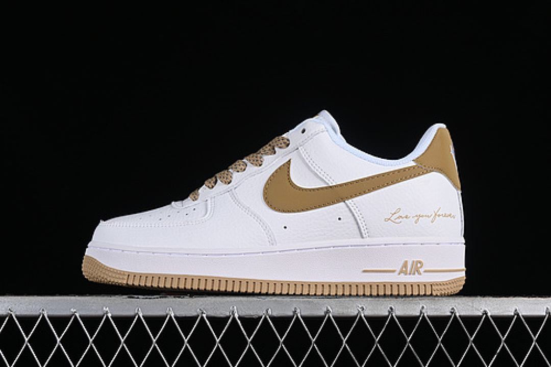 Nike Nike NOCTA AIR FORCE 1 07 LOW CERTIFIED LOVER BOY WHITE/KHAKI · LO1718-051, photo 1
