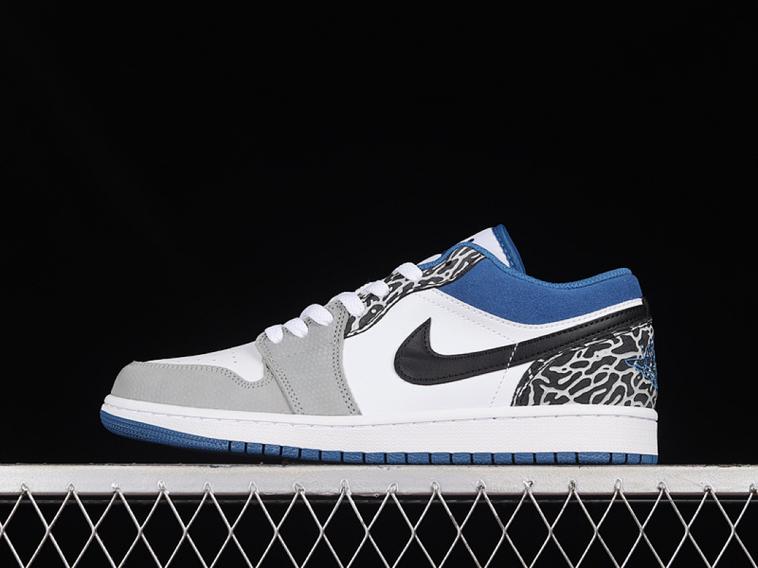 Jordan Jordan [DM1199-140]-[AIR 1 LOW SE TRUE BLUE WHITE/BLACK/CEMENT GREY/DARK MARINA, photo 1