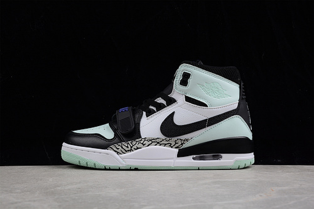 Jordan [AV3922-013]-[JORDAN LEGACY 312 IGLOO LIGHT AQUA/WHITE/MYSTIC NAVY]-[MAN:39-46], photo 1