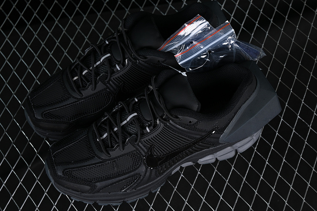 Nike [AT3152-001]-[A COLD WALL ZOOM VOMERO 5 BLACK/GREY]-[WOMAN:36-39]-[MAN:40-45] - Image 12