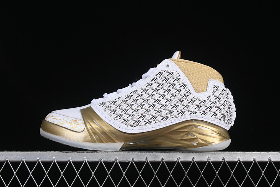 Jordan [853336-123]-[TROPHY ROOM X AIR JORDAN 23 WHITE/METALLIC GOLD/BLACK/WHITE]-[MAN:40-47.5], photo 1