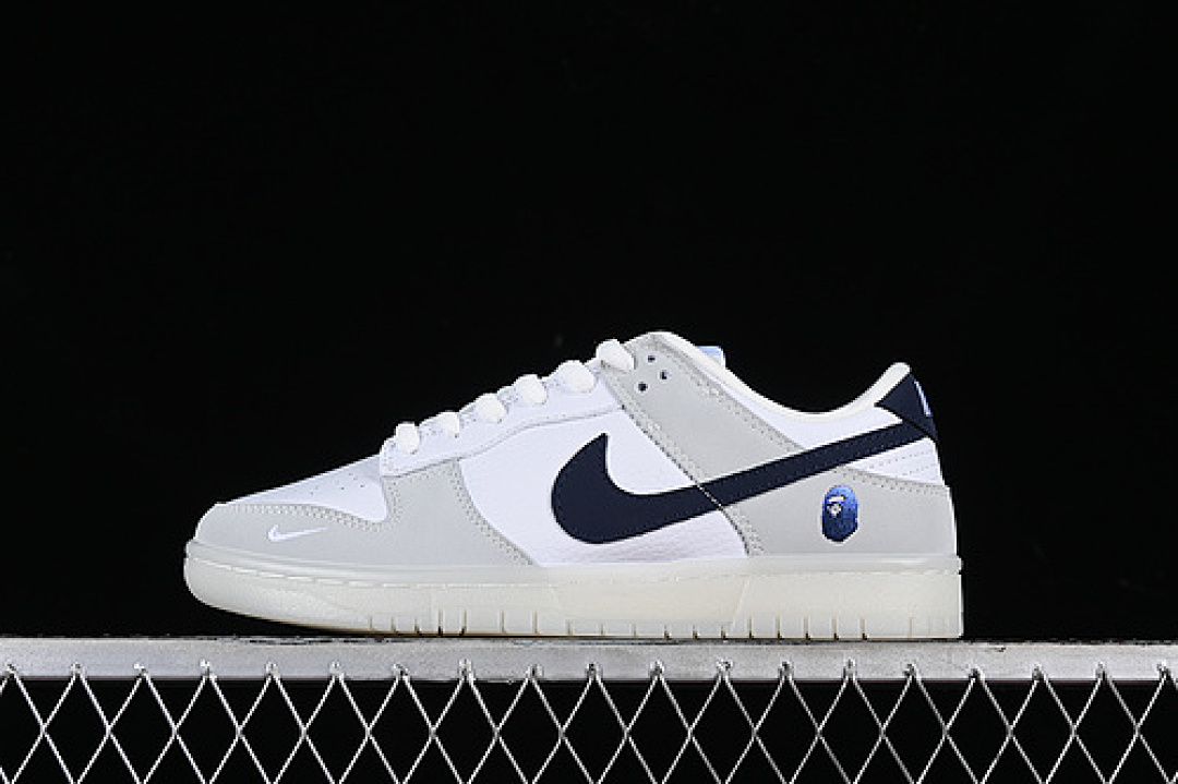 Bape [JH8039-933]-[SB DUNK LOW BAPE WHITE/GREY/BLACK]-[WOMAN:36-39]-[MAN:40-45], photo 1