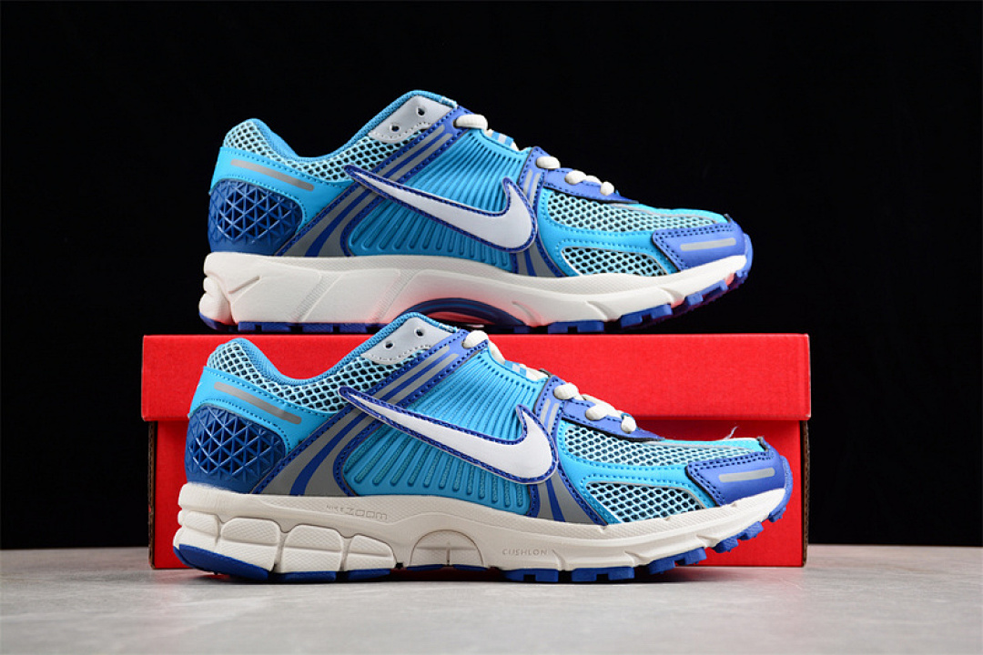 Nike [FB9149-400]-[ZOOM VOMERO 5 SP WHITE/BLACK/GREY/BLUE]-[MAN:39-45] - Image 2