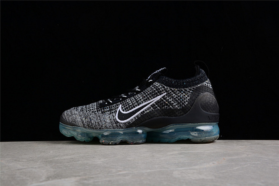 AIR VAPORMAX 2021 FLYKNIT OREO BLACK/METALLIC SILVER/WHITE · DH4088-003, photo 1