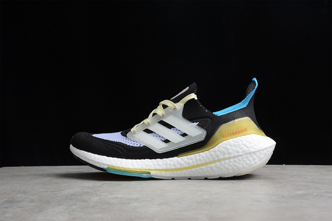 ULTRABOOST 21 SHOES CORE BLACK/CLOUD WHITE/VIOLET TONE · S23836, photo 1