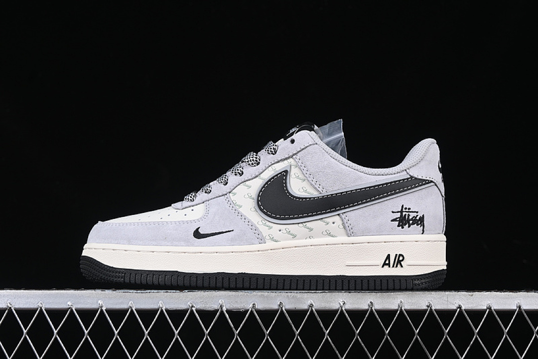 Nike [XZ3318-099]-[AIR FORCE 1 07 LOW WHITE/GREY/BLACK]-[WOMAN:36-39]-[MAN:40-45], photo 1