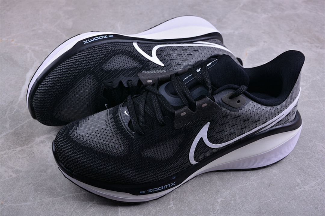Nike [FB1309-004]-[AIR ZOOM VOMERO 17 BLACK/ANTHRACITE/WHITE]-[WOMAN:36-39]-[MAN:40-46] - Image 9