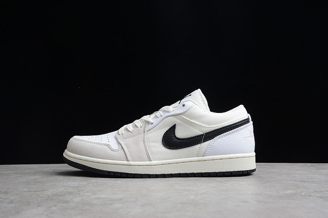 Jordan [DC3533-100]-[CJ AIR JORDAN 1 LOW ASTROGRABBER WHITE/SAIL/BLACK]-[MAN:40-45], photo 1