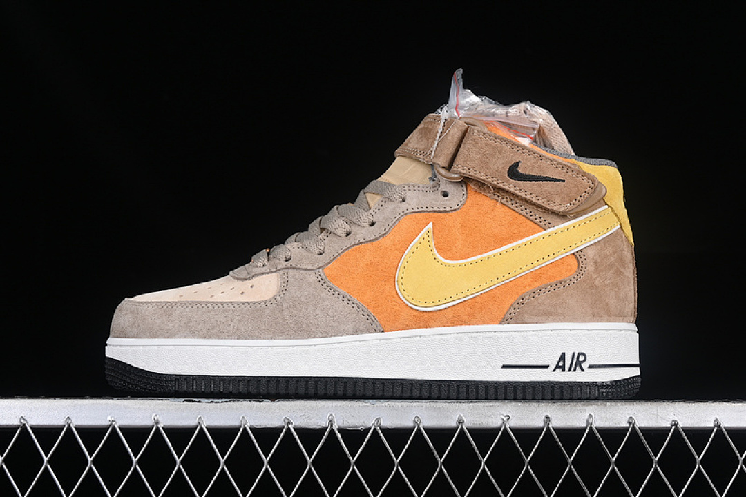 Nike [CG9908-105]-[AIR FORCE 1 07 MID WHITE/YELLOW/BROWN]-[WOMAN:36-39]-[MAN:40-45], photo 1
