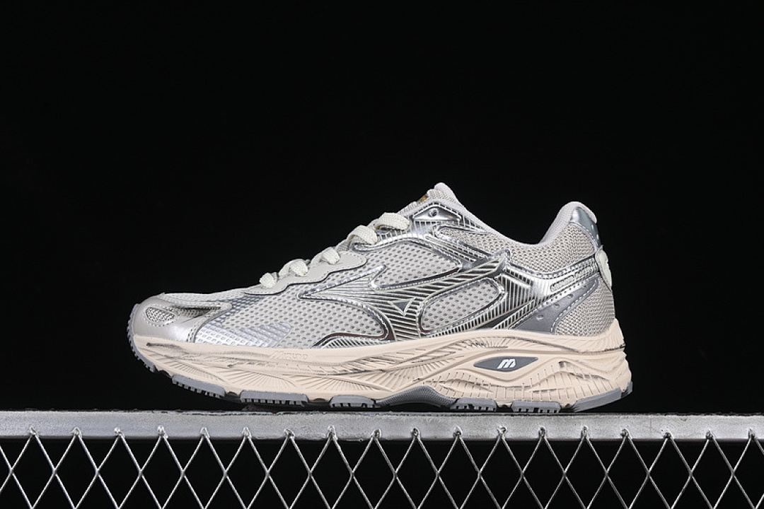 Mizuno [D1GH223518]-[MIZUNO RACER S OARISM GREY/SILVER]-[WOMAN:36-39]-[MAN:40-45], photo 1