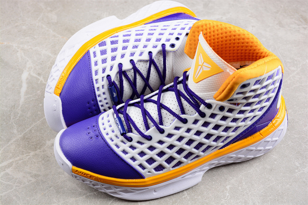 Nike [308090-151]-[ZOOM KOBE III 3 SL PROTRO MVP WHITE/PURPLE/GOLD]-[MAN:40-46] - Image 10