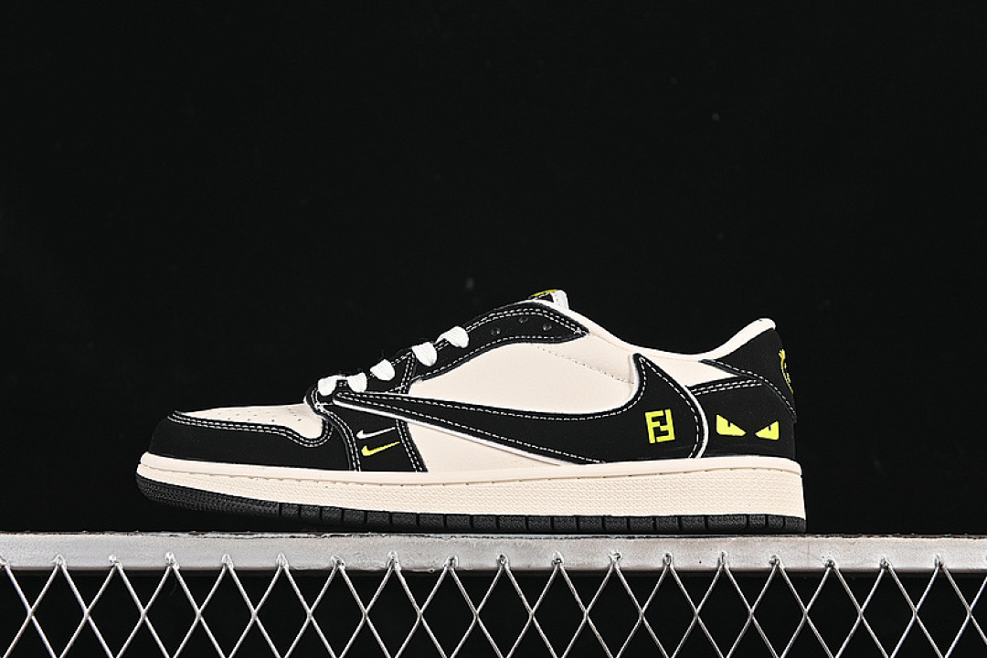 Jordan [XS2024-072]-[TRAVIS SCOTT X FRAGMENT DESIGN AIR JORDAN 1 LOW OG SP WHITE/BLACK]-[36-45], photo 1