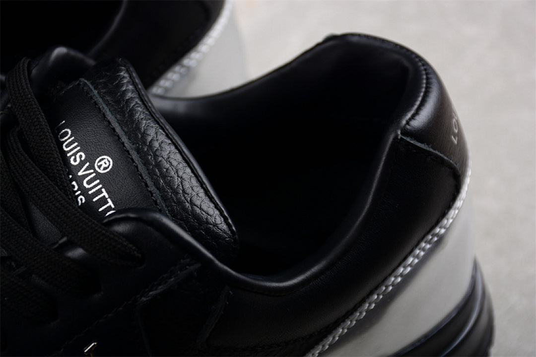 Louis Vuitton [0317174H56]-[L*V RUN AWAY SNEAKERS BLACK/WHITE]-[WOMAN:36-39]-[MAN:40-45] - Image 11