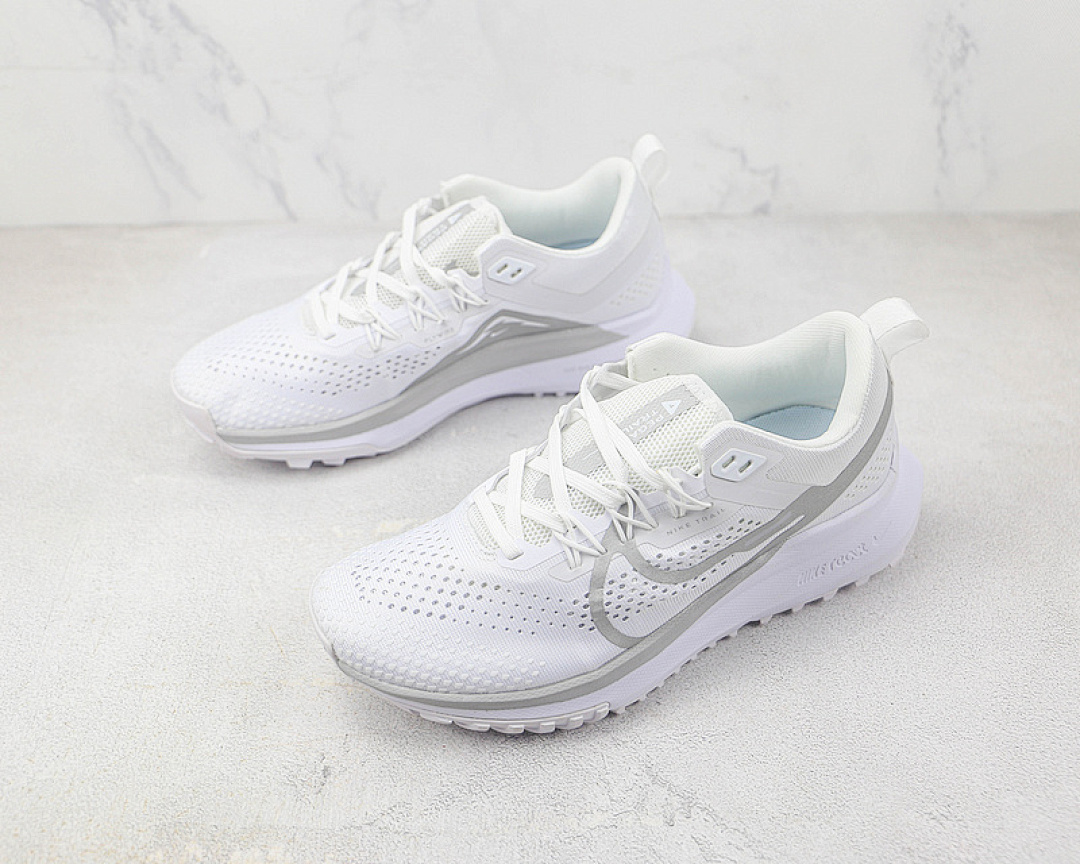 Nike [DJ6159-012]-[REACT PEGASUS TRAIL 4 WHITE/WHITE/WHITE]-[WOMAN:36-39]-[MAN:40-45] - Image 4