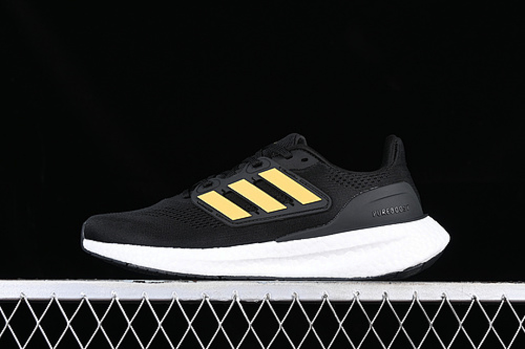 Adidas [IF2391]-[ADIDAS PUREBOOST 22 WHITE/BLACK/YELLOW]-[MAN:39-45], photo 1