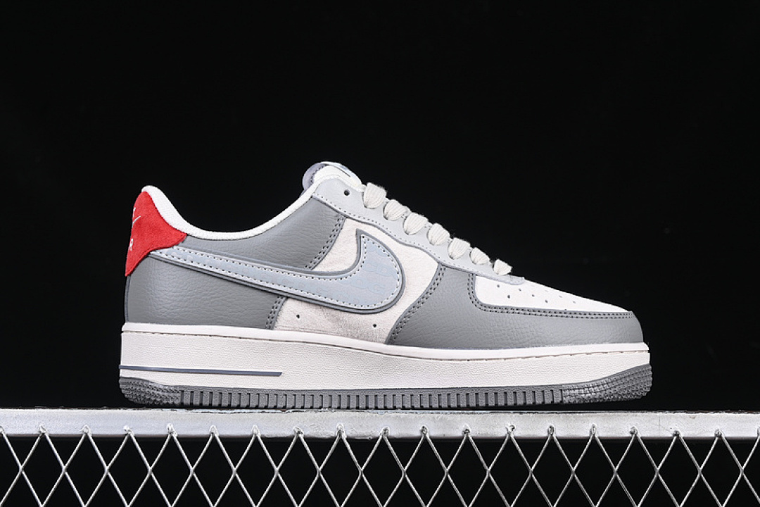 Nike [DM6688-050]-[AIR FORCE 1 07 LOW CDG WHITE/RED/GREY]-[WOMAN:36-39]-[MAN:40-45] - Image 2