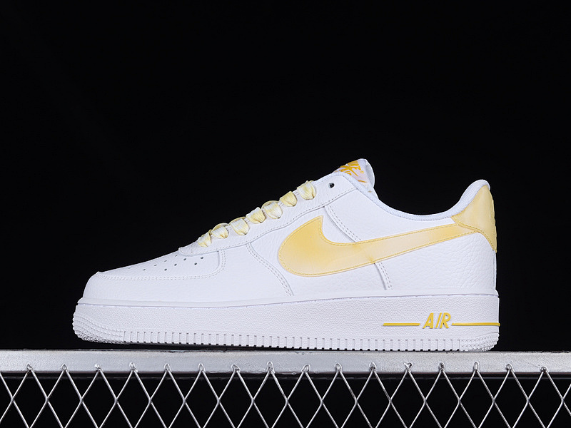 Nike Nike AIR FORCE 1 LOW 07 WHITE/WHITE/YELLOW · DV3505-101, photo 1