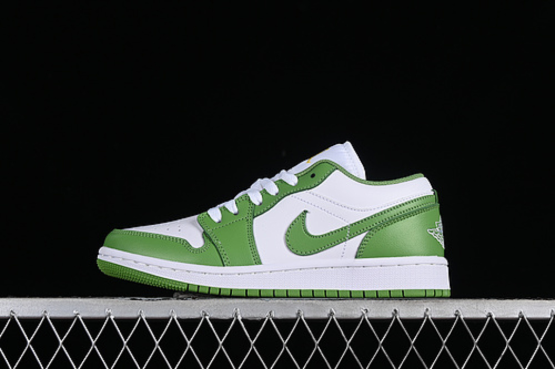 Jordan [HF4823-100]-[AIR JORDAN 1 LOW WHITE/GREEN]-[WOMAN:36-39]-[MAN:40-46], photo 1