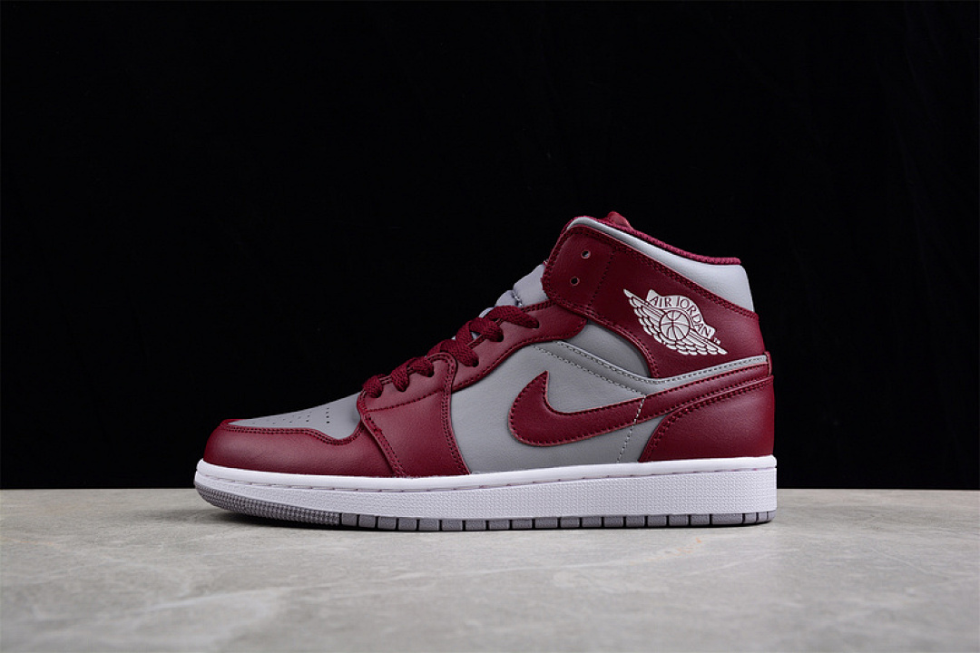 Jordan AIR Jordan 1 MID CHERRYWOOD RED/CEMENT GREY/WHITE · DQ8426-615, photo 1