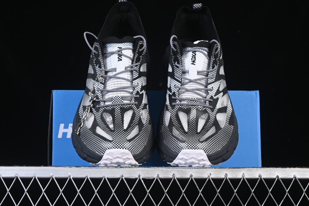 Hoka [1168971 BWHT]-[HOKA MAFATE SPEED 4 LITE BLACK/WHITE]-[WOMAN:36-39]-[MAN:40-45] - Image 13