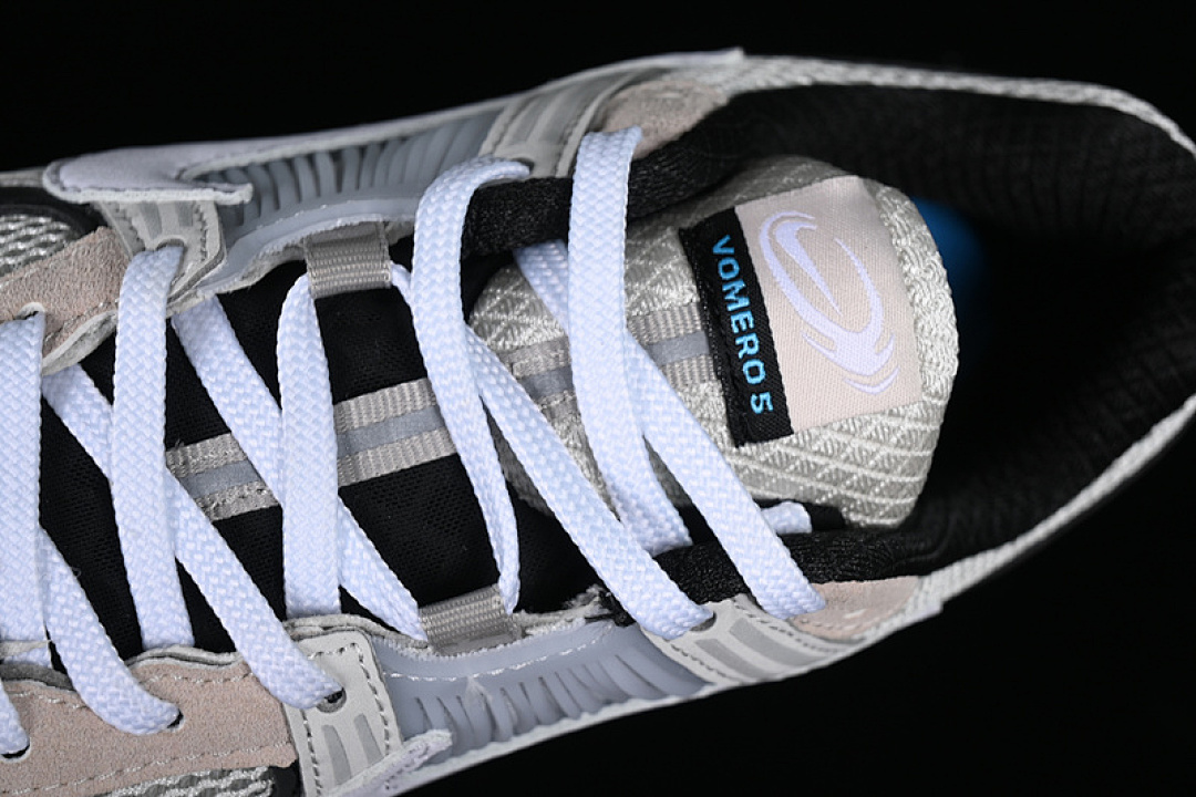 Nike [FN7649-110]-[ZOOM VOMERO 5 WHITE/GREY/BLACK]-[WOMAN:36-39]-[MAN:40-45] - Image 9