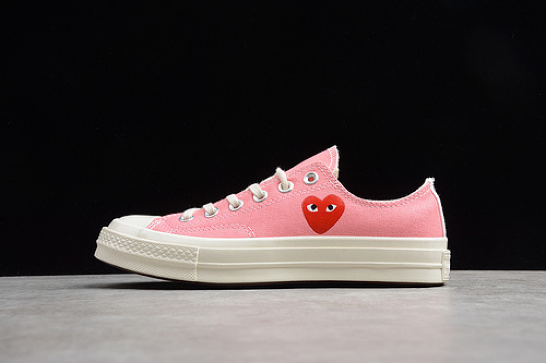 Comme des Garcons [168304C]-[PLAY CDG X CHUCK TAYLOR 70S LOW TOP STRAWBERRY PINK/EGRET]-[UNISEX:35-44], photo 1