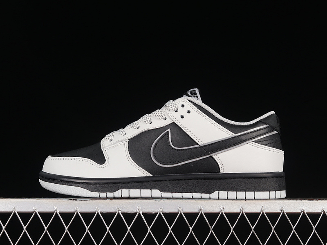 Nike SB DUNK LOW WHITE/BLACK · DD9606-363, photo 1