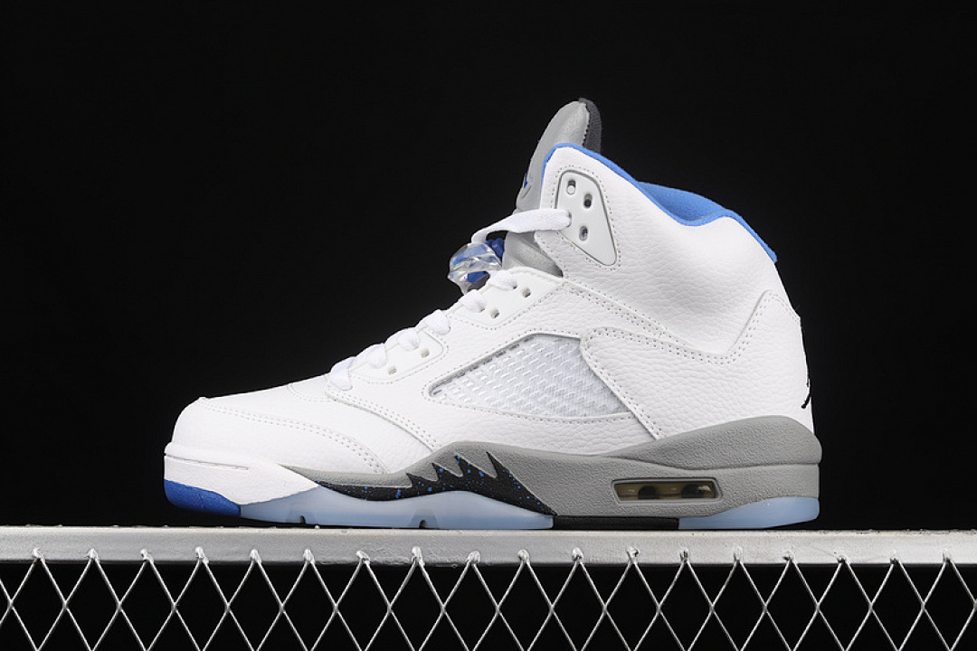 Jordan [440888-140]-[AIR JORDAN 5 RETRO GS STEALTH 2.0 WHITE/STEALTH/BLACK/HYPER ROYAL]-[UNISEX:36-45], photo 1
