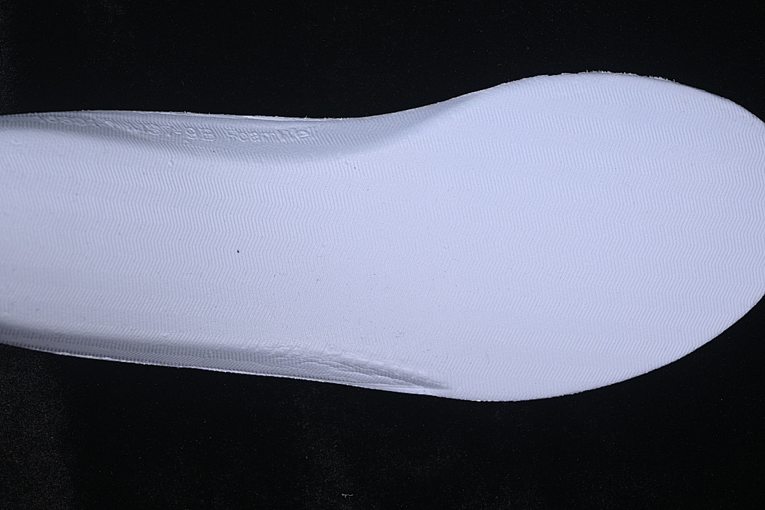 Hoka [1161993 OWHT]-[HOKA ONE RUNNING SHOES WHITE/WHITE]-[WOMAN:36-39]-[MAN:40-45] - Image 3