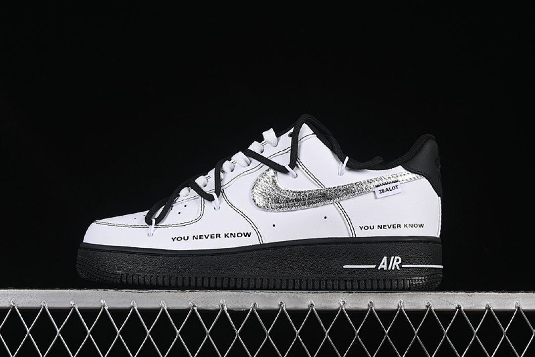 Nike [ZH0316-066]-[AIR FORCE 1 07 LOW WHITE/BLACK/SILVER]-[WOMAN:36-39]-[MAN:40-45] - Image 3