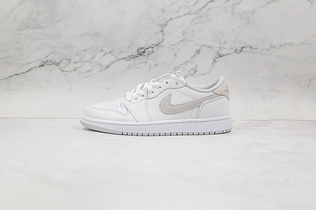 Jordan [CZ0858-100]-[AIR JORDAN 1 LOW WHITE/WHITE/LIGHT GREY]-[WOMAN:36-39]-[MAN:40-47], photo 1